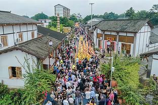 高效火力！卢卡库本场数据：4射4正4进球 出战半场获满分10分